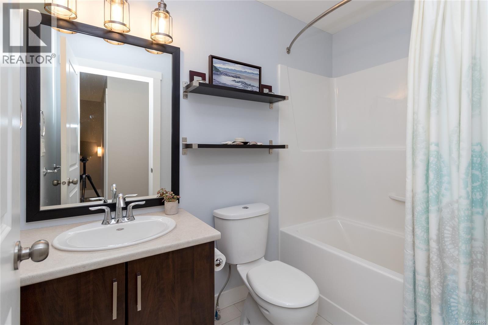 111 2957 Alouette Drive, Langford