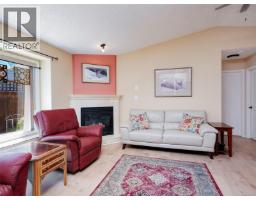 Living room - 19 Eagle Lane, View Royal, BC V9A7M2 Photo 10