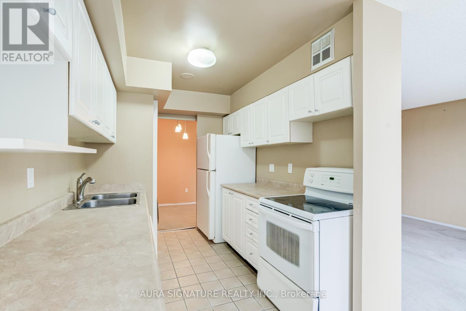 #401 3077 WESTON ROAD - 19