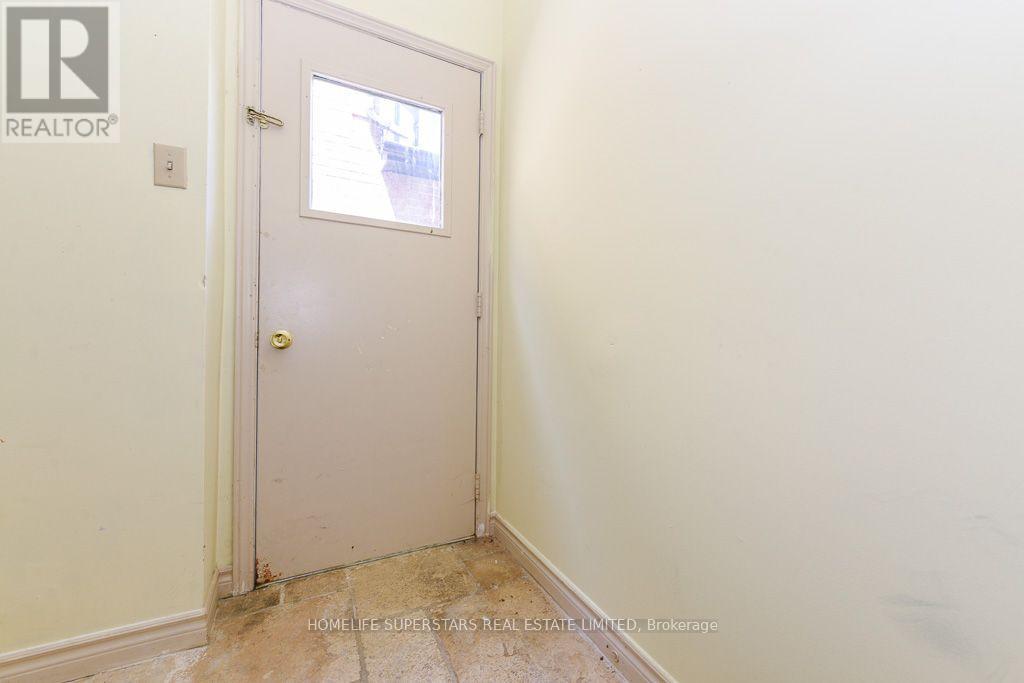 2508 PAULA COURT W - 37