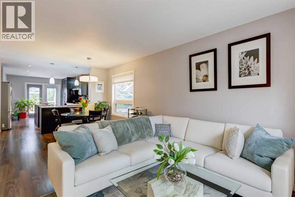 158 Somerset Close SW, Somerset, Calgary photo 4