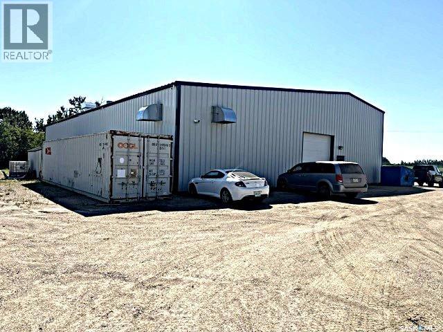 14 Industrial DRIVE, Lanigan — photo 2