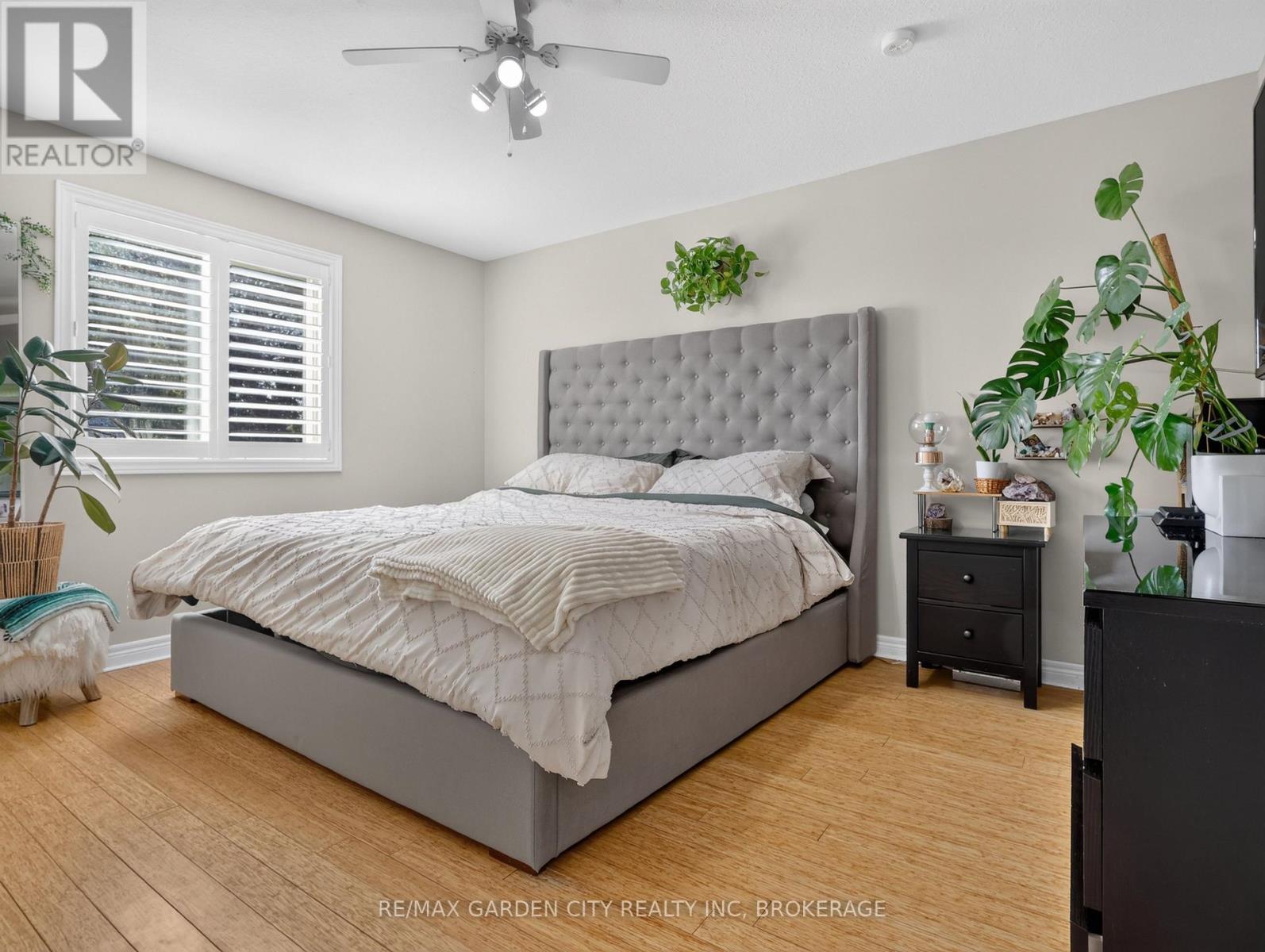 828 FOSS ROAD - 22