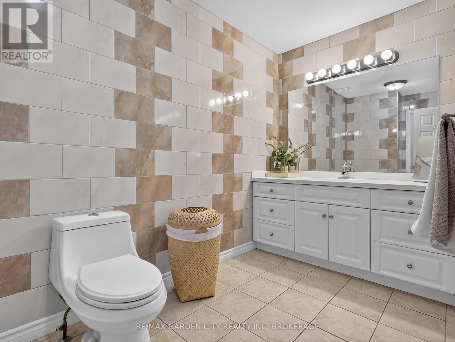 828 FOSS ROAD - Image 27