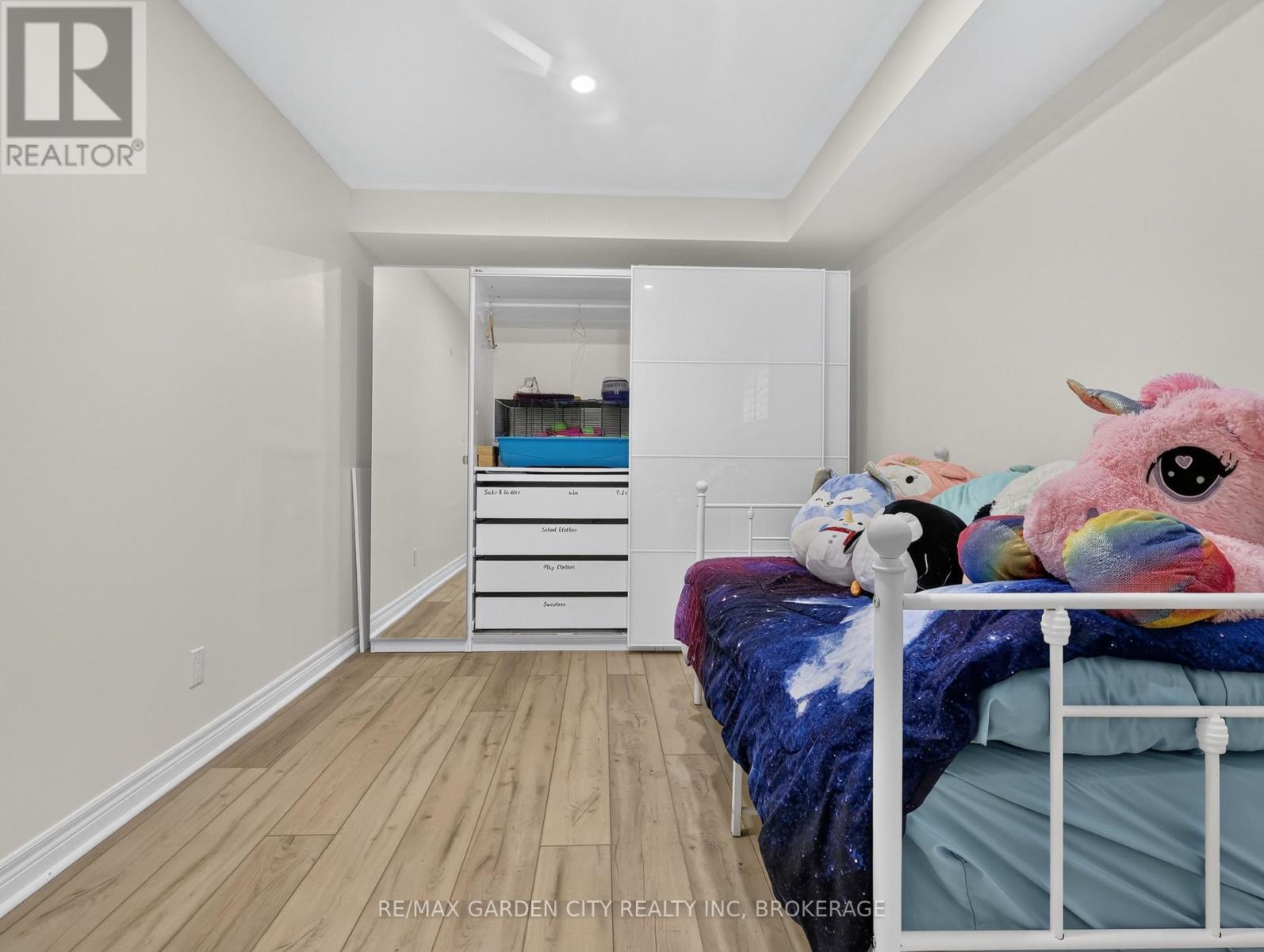 828 FOSS ROAD - Image 35