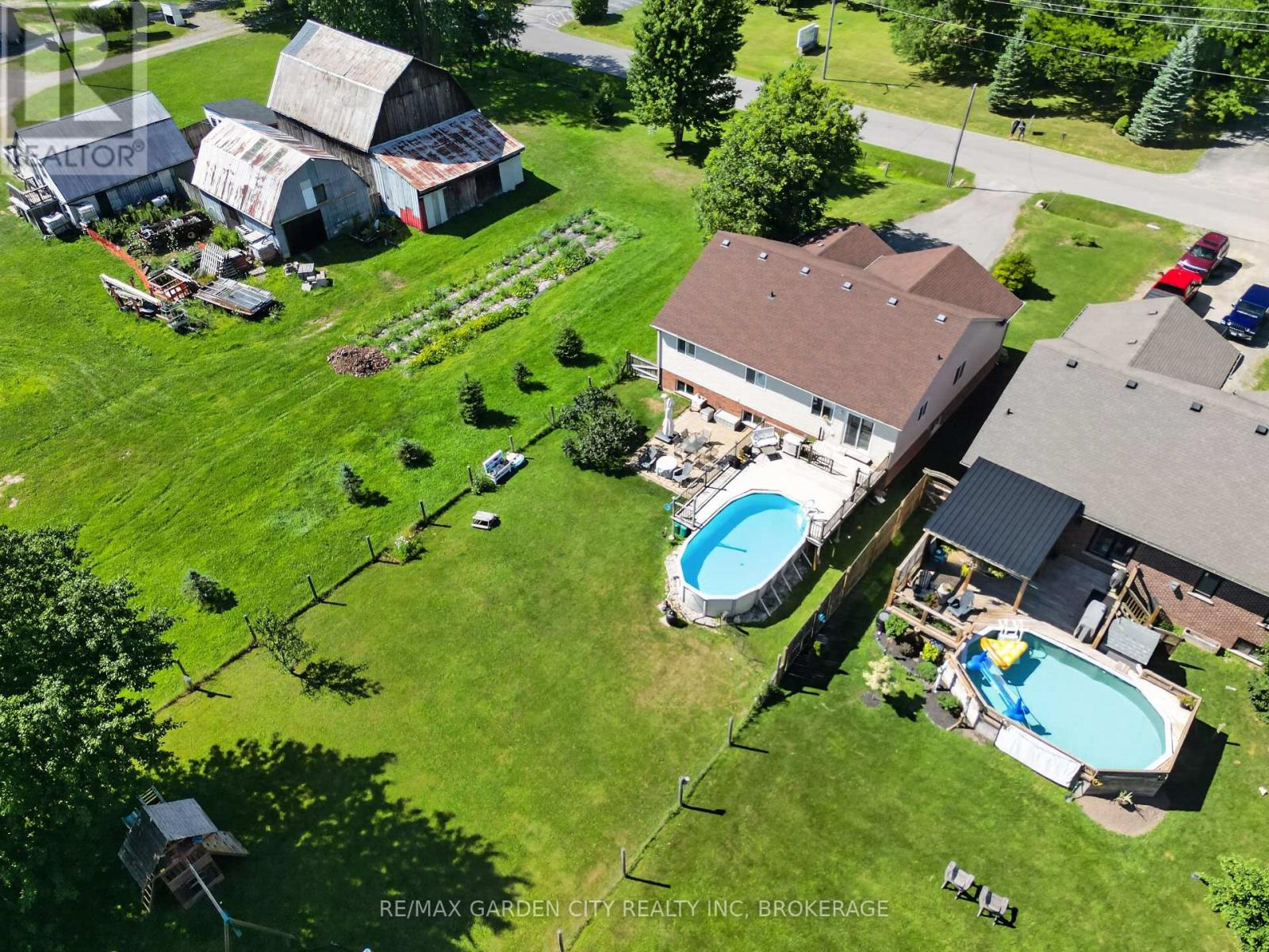 828 FOSS ROAD - Image 39