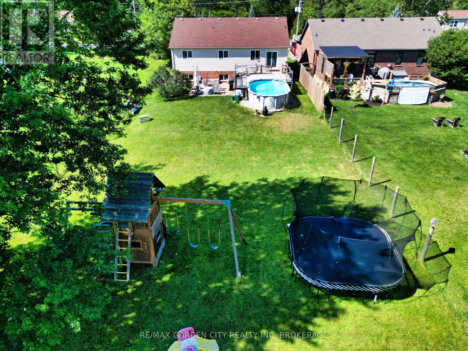 828 FOSS ROAD - 43