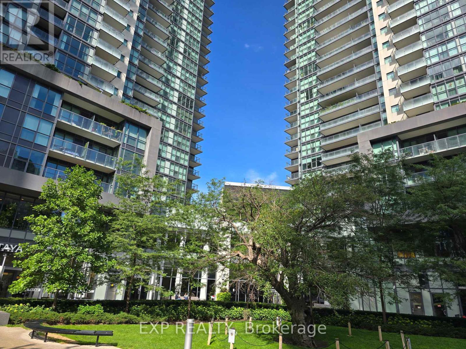 Photo of 5168 Yonge Street