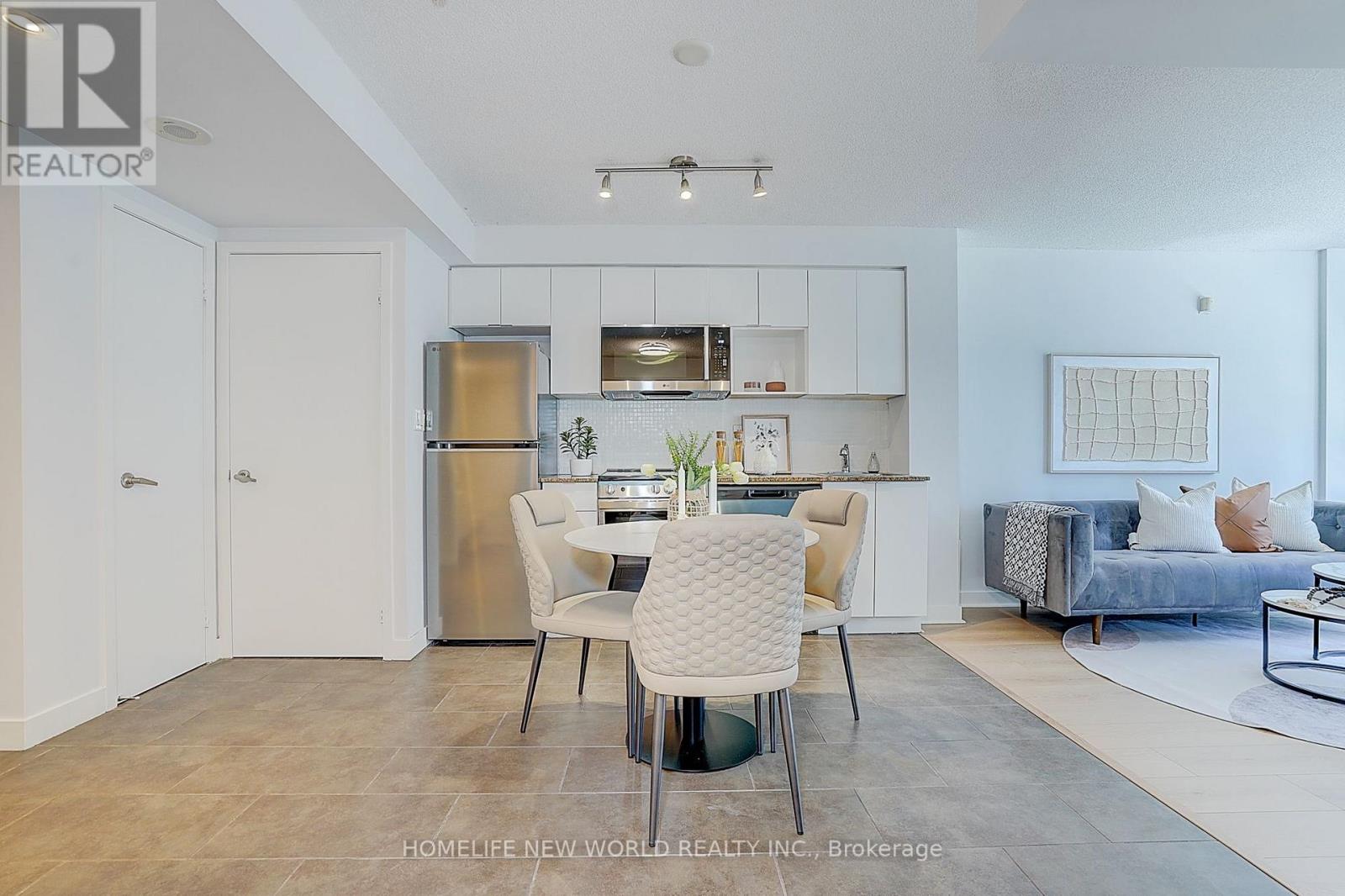 #307 15 FORT YORK BOULEVARD - 17