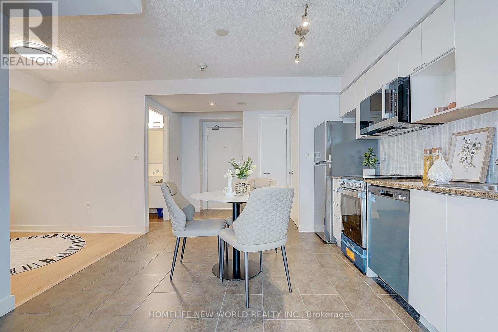 #307 15 FORT YORK BOULEVARD - 19