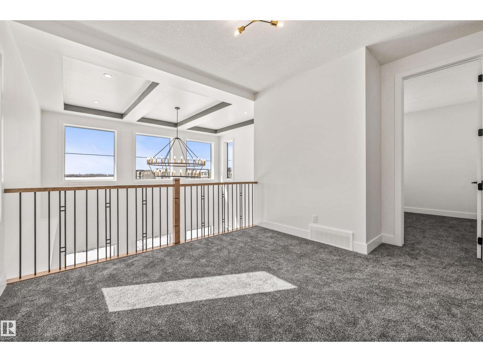 21 Sorel AV - Image 25