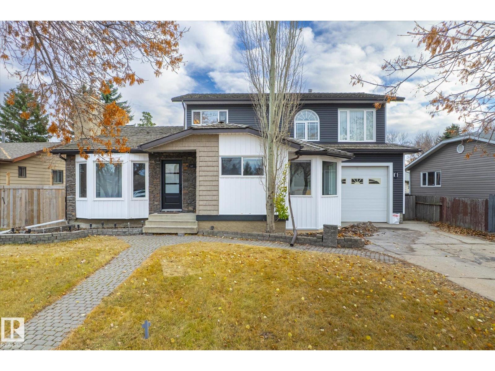 67 Arlington DR, Akinsdale, St. Albert photo 1