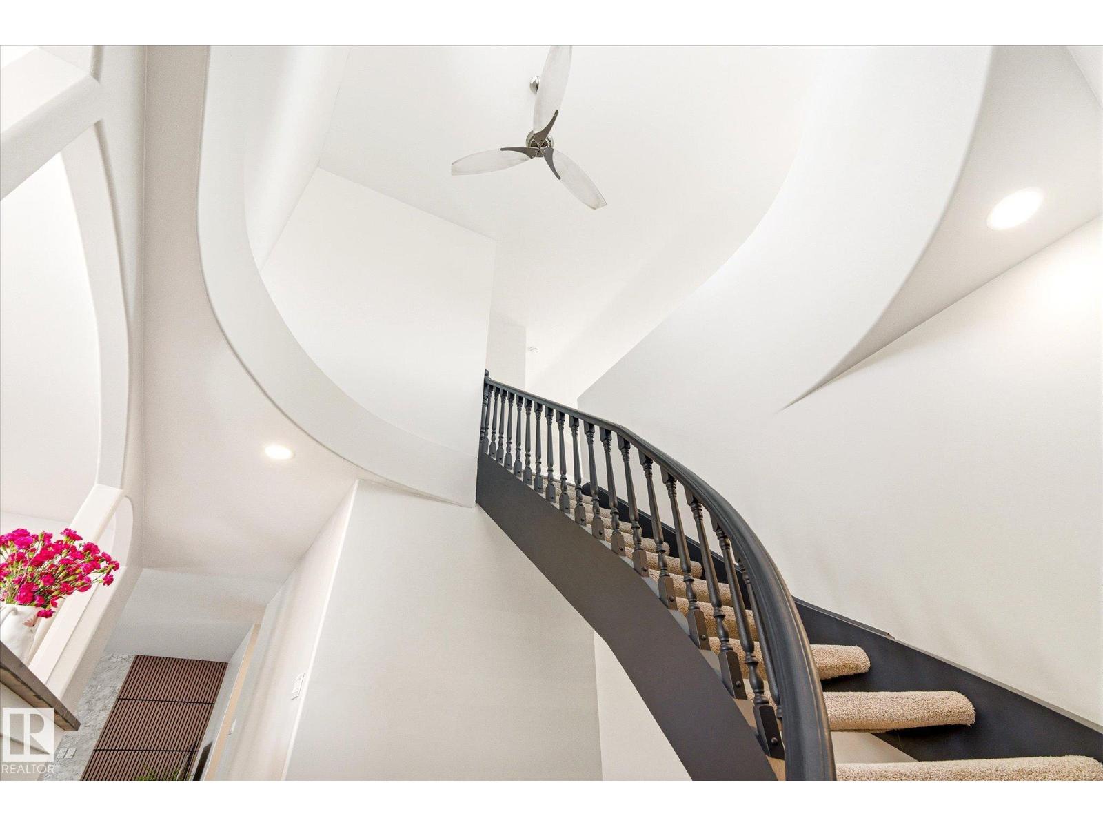67 Arlington DR - Image 28
