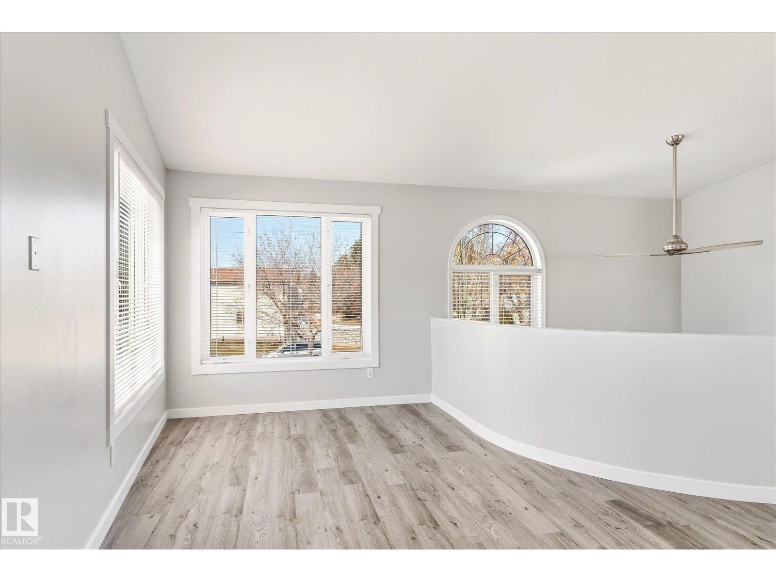 67 Arlington DR - 32
