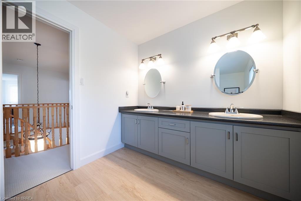 42 MUIRHEAD Crescent - 36