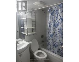 783 Consort Crescent, Mississauga, ON L5C1J8 Photo 6