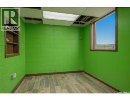 560 Dewdney Avenue E, Regina, SK S4N0G0 Photo 6