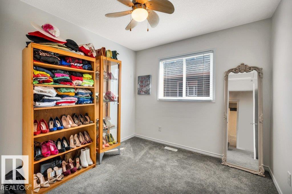 76 Everitt DR N - Image 30