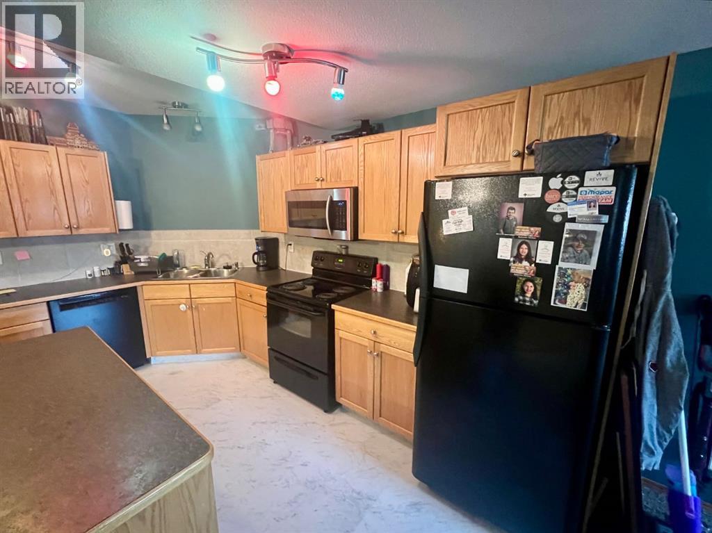 660 Red Oak Close - Photo 13