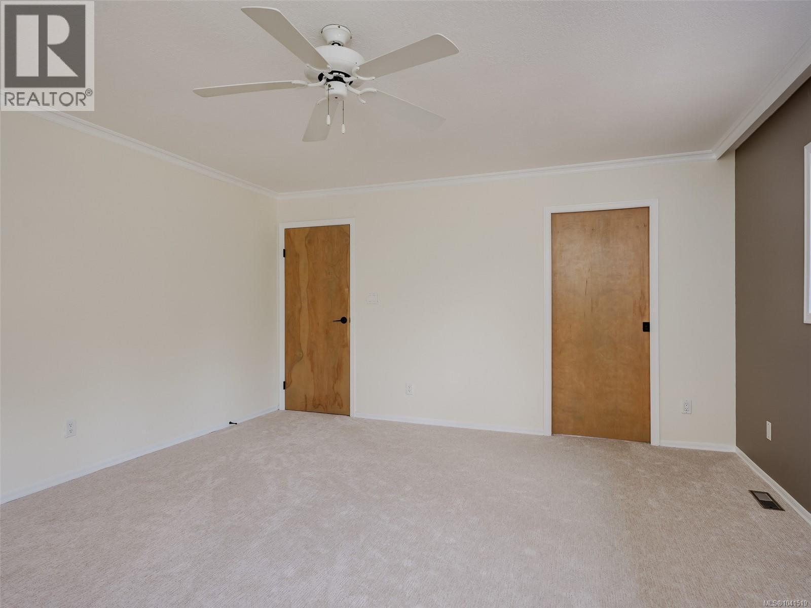 2745 Green Vale Ave - 25