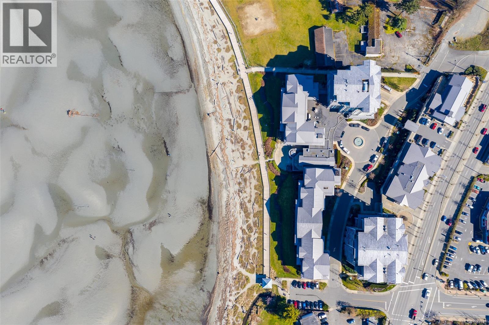 307C 181 Beachside Dr, Parksville