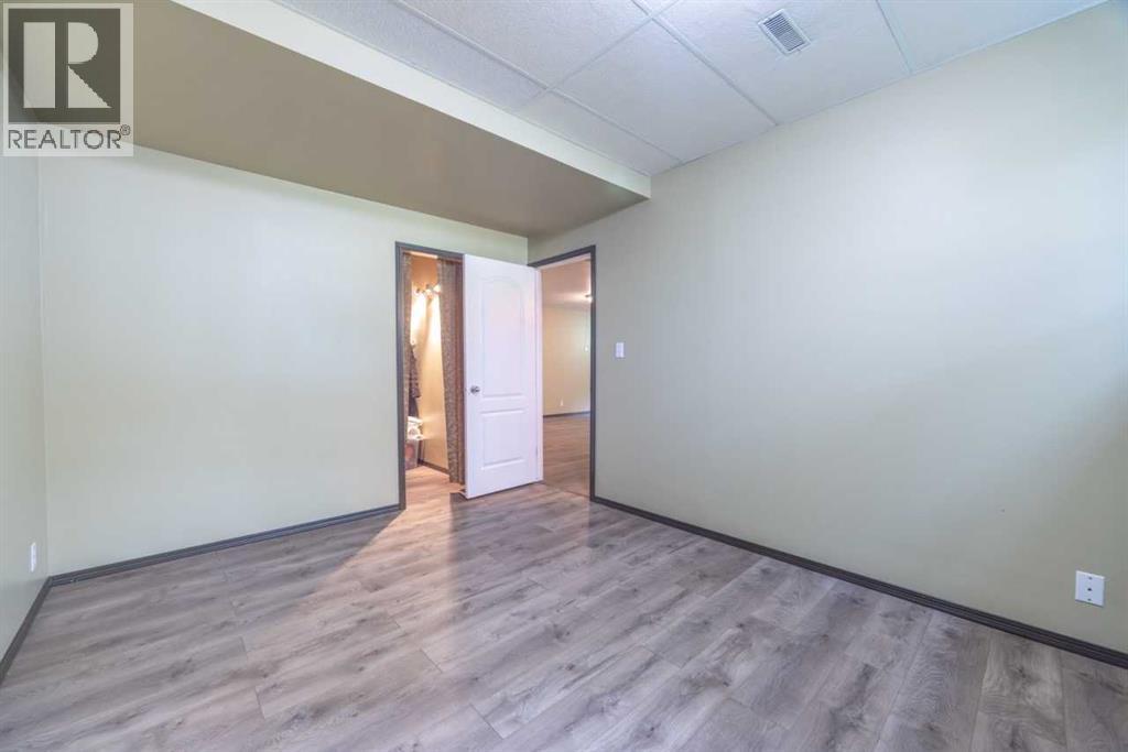 111 1115241 Township Road 325A - Photo 33