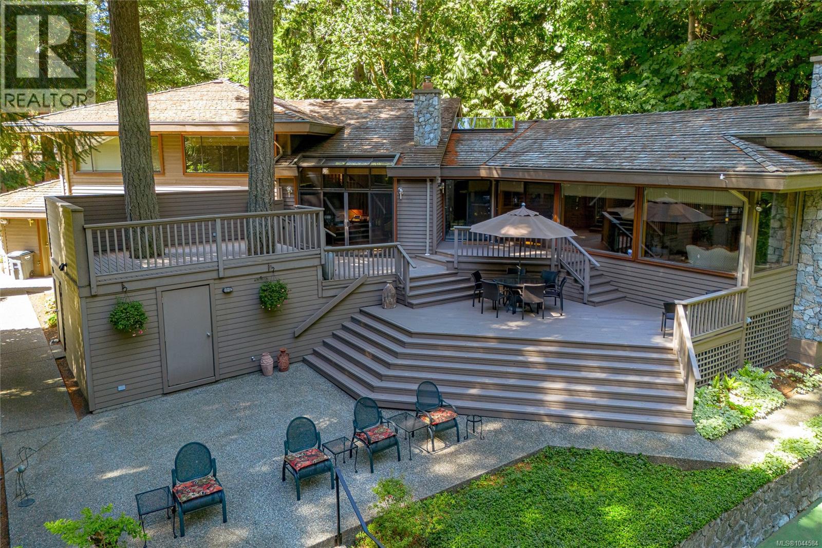 1015 Kentwood Pl - 46
