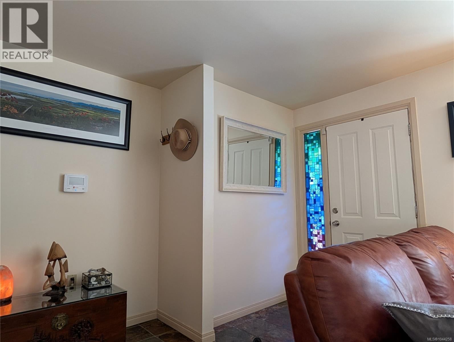 1638 Whiffin Spit Rd - Image 7