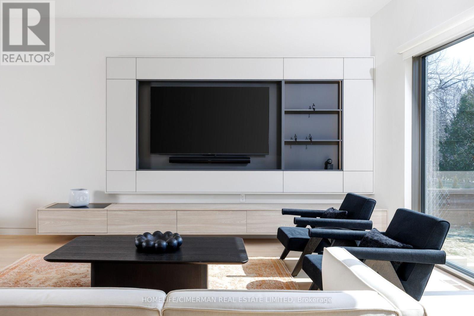 21 FARRELL AVENUE - 13