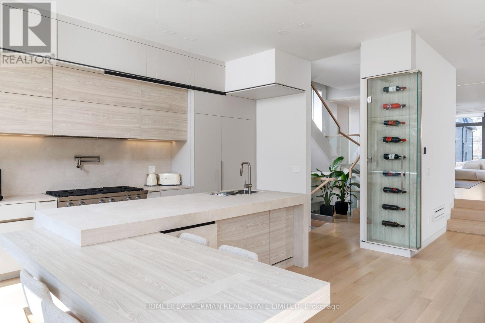 21 FARRELL AVENUE - 18