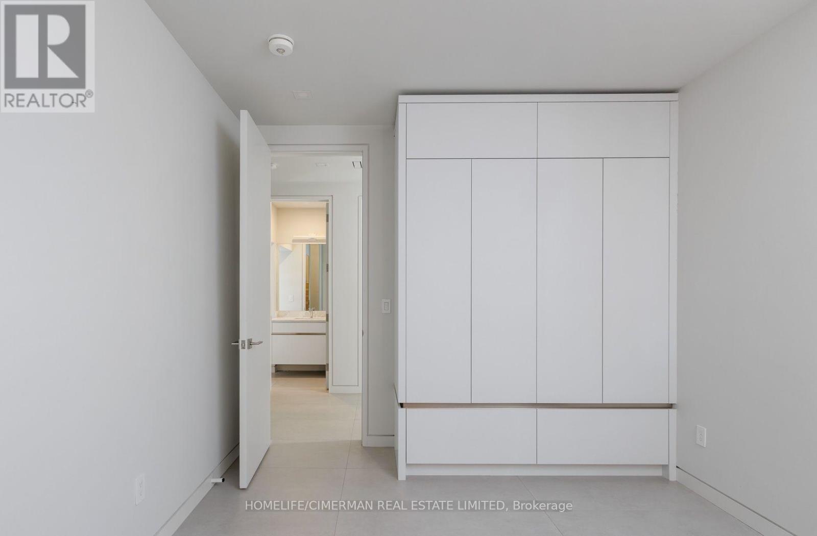 21 FARRELL AVENUE - 38