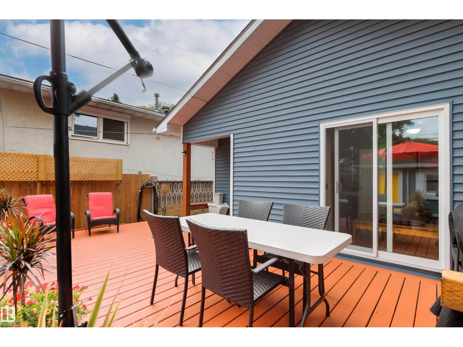 8748 80 AV NW - Image 56