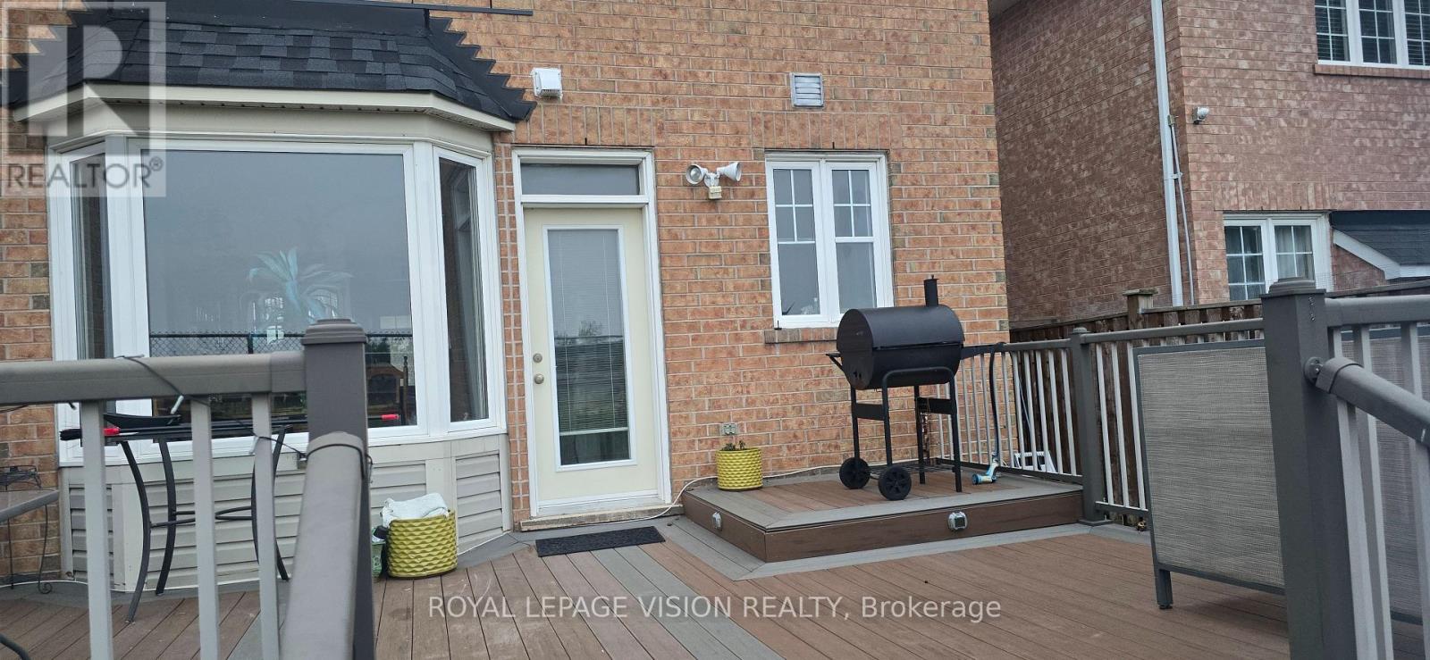 13 ANTELOPE DRIVE - 28