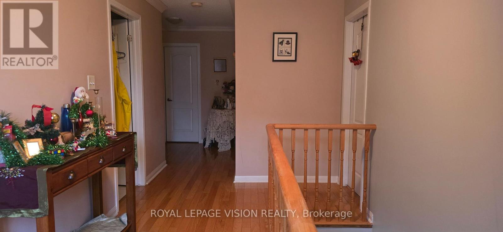 13 ANTELOPE DRIVE - 9