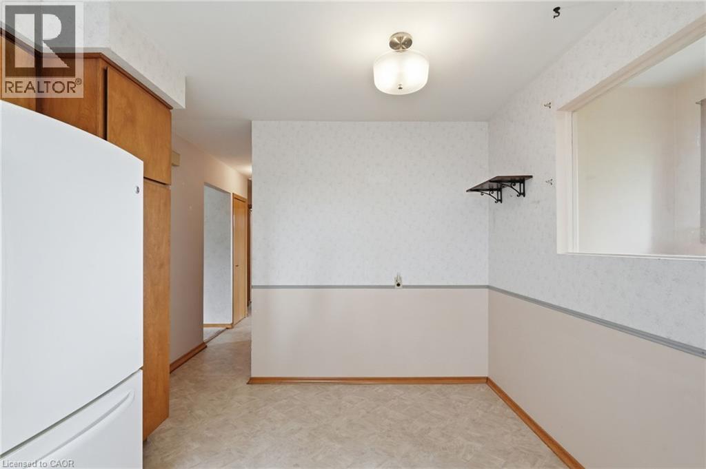 6 CAPRICE Court - 13