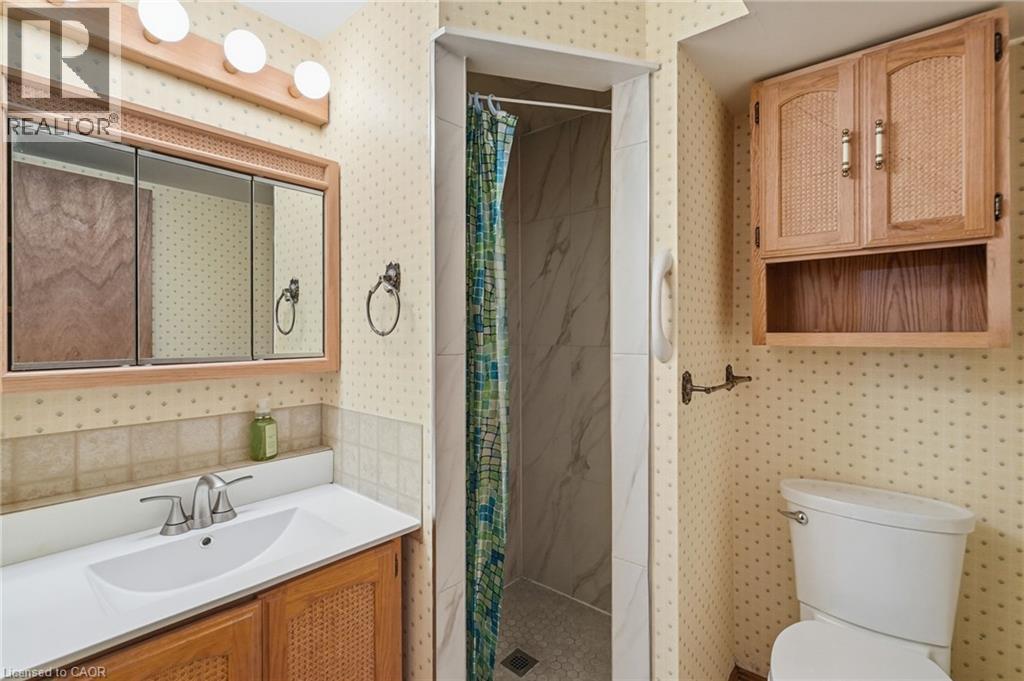 6 CAPRICE Court - Image 36