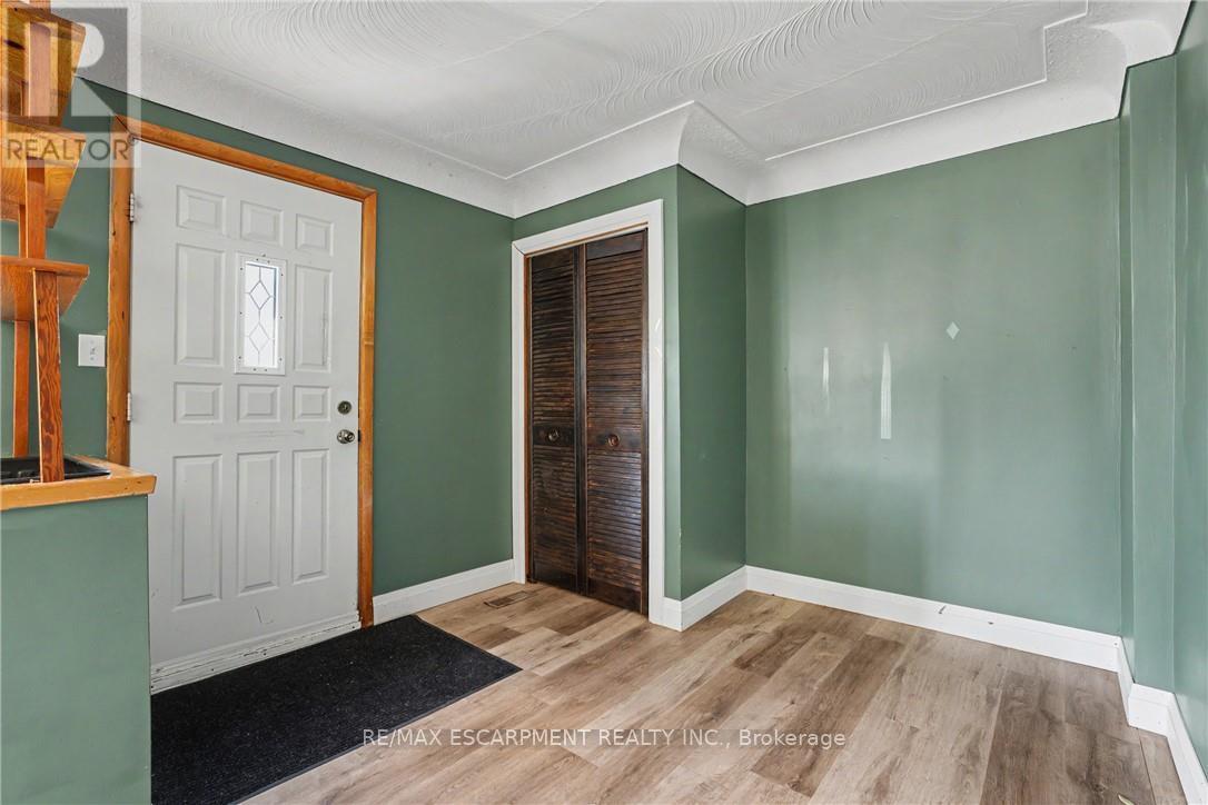 485 COCHRANE ROAD - 4
