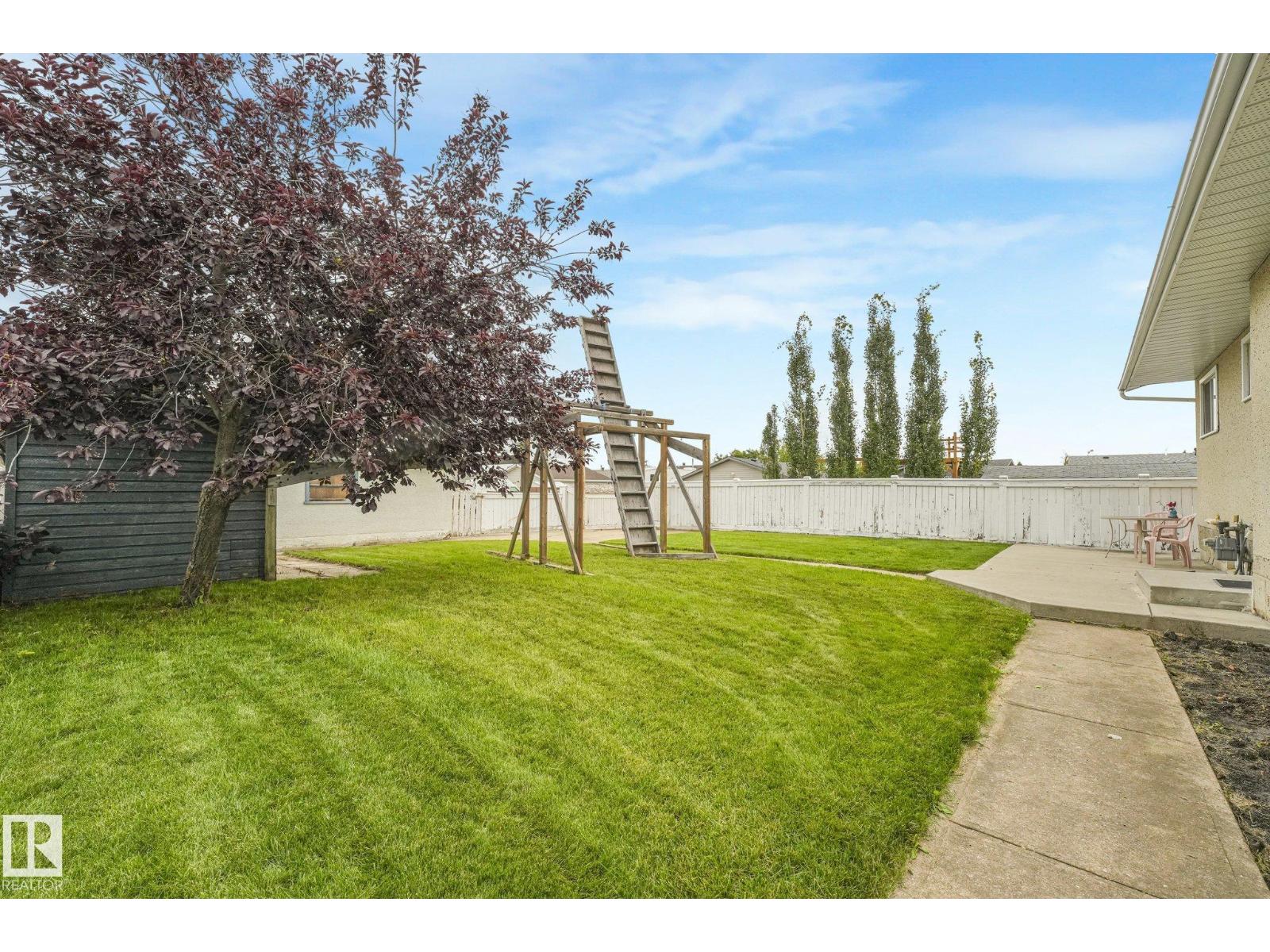 8712 137 AV NW - 58