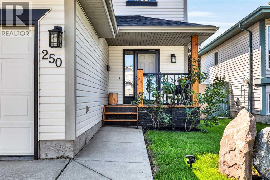 250 Lilac Terrace, Clarkdale Meadows, Sherwood Park photo 3