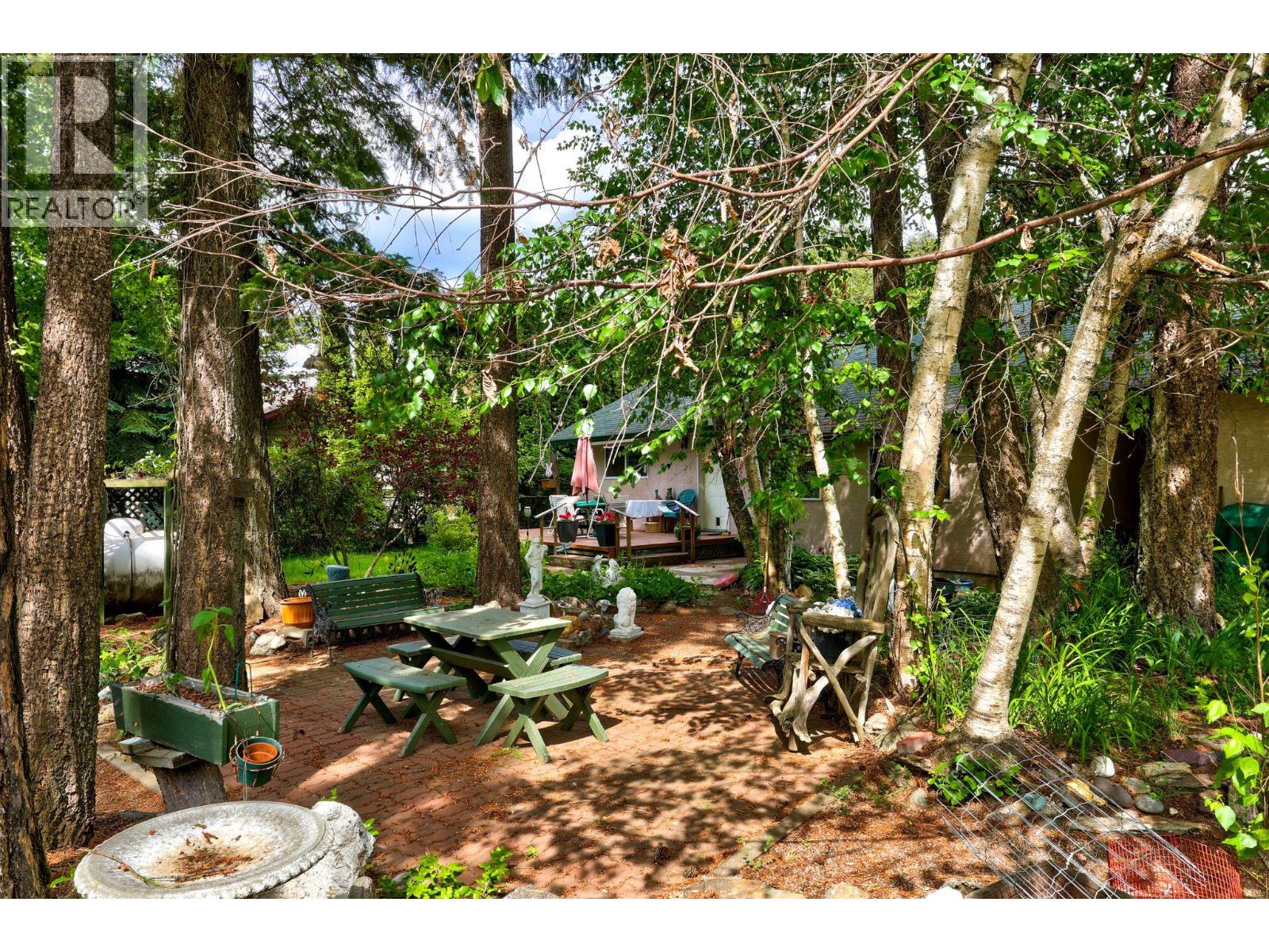 4341 Dunsmuir Road - 33
