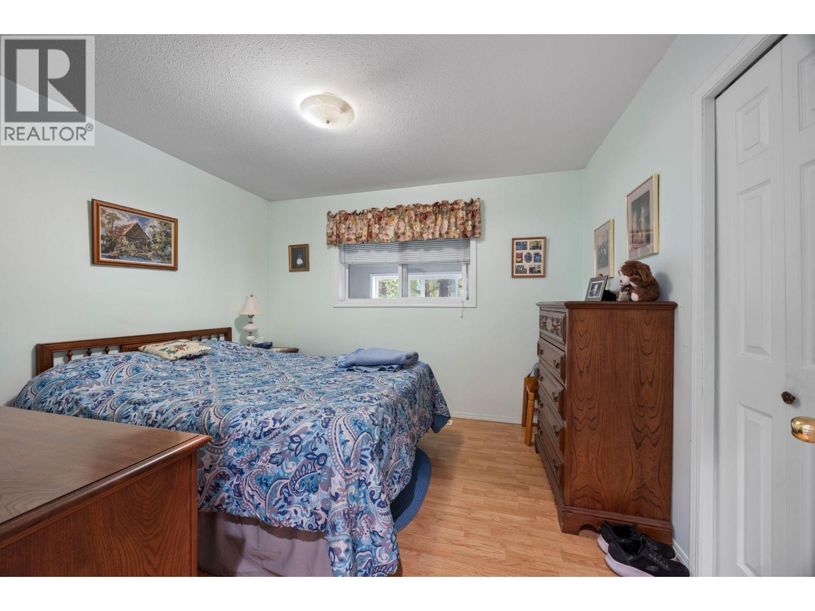 4341 Dunsmuir Road - Image 16
