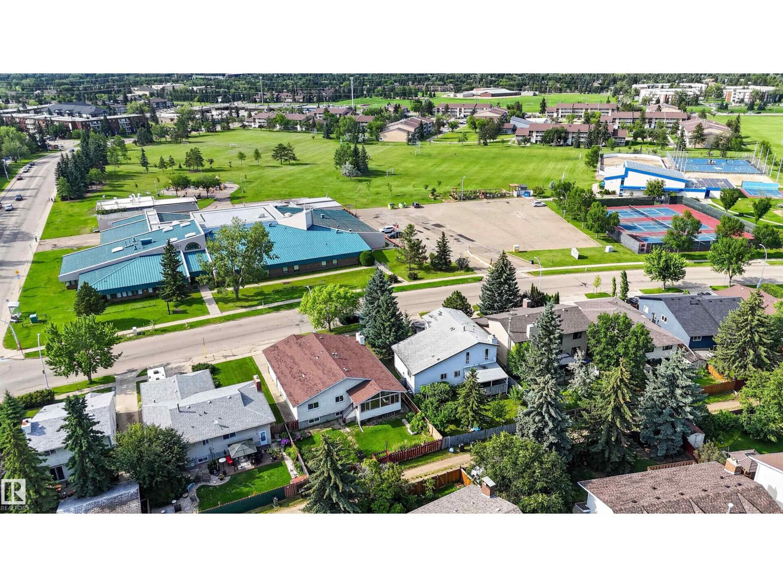11327 25 AV NW - Image 64