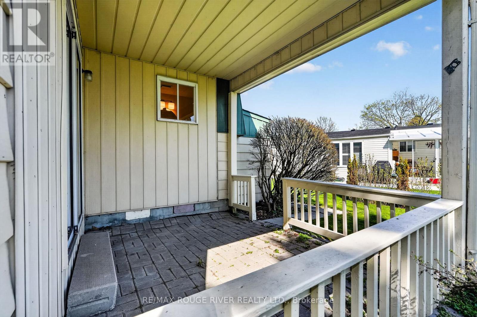 22 EASTBANK ROAD - 40