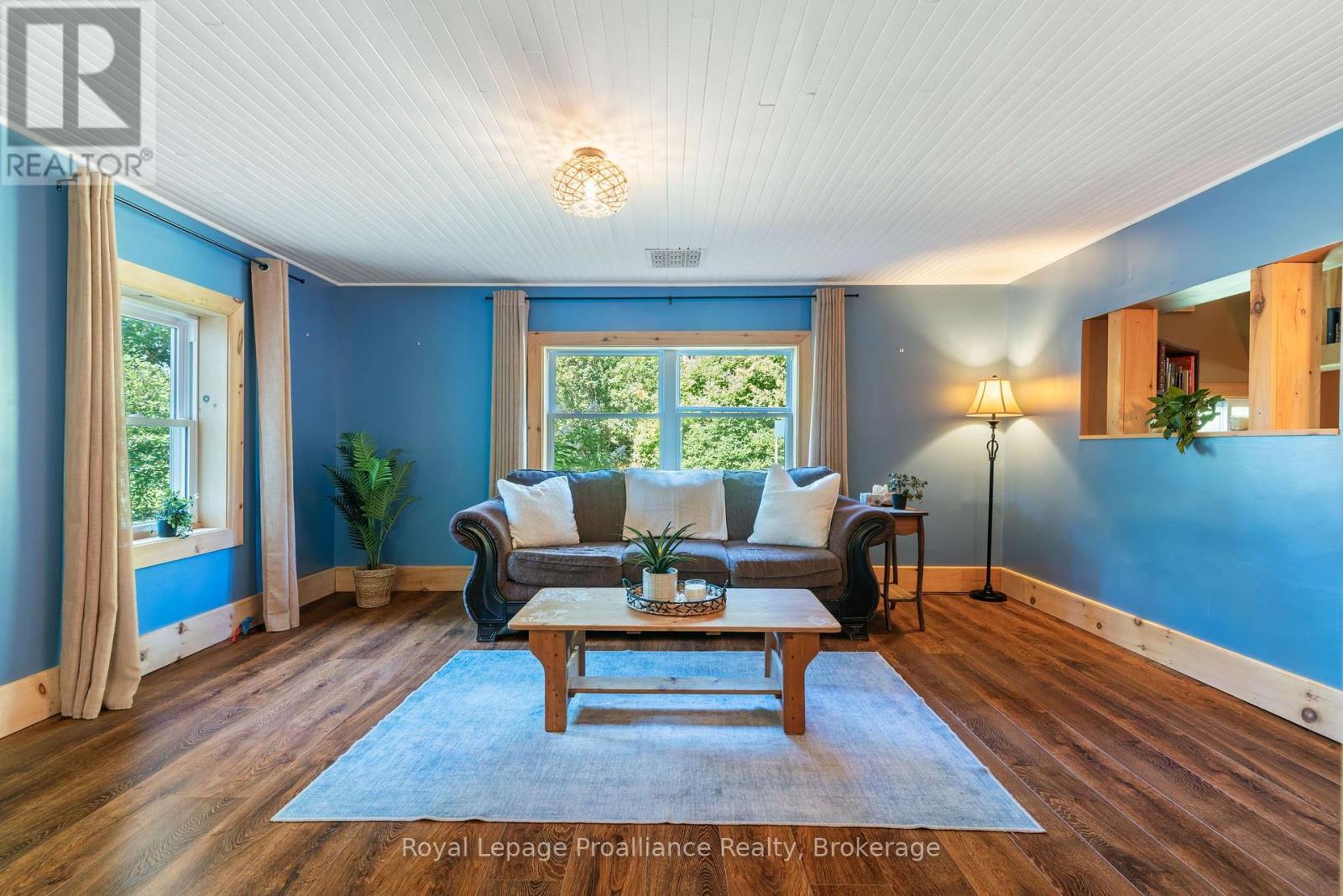 211 ALEXANDER ROAD - 10