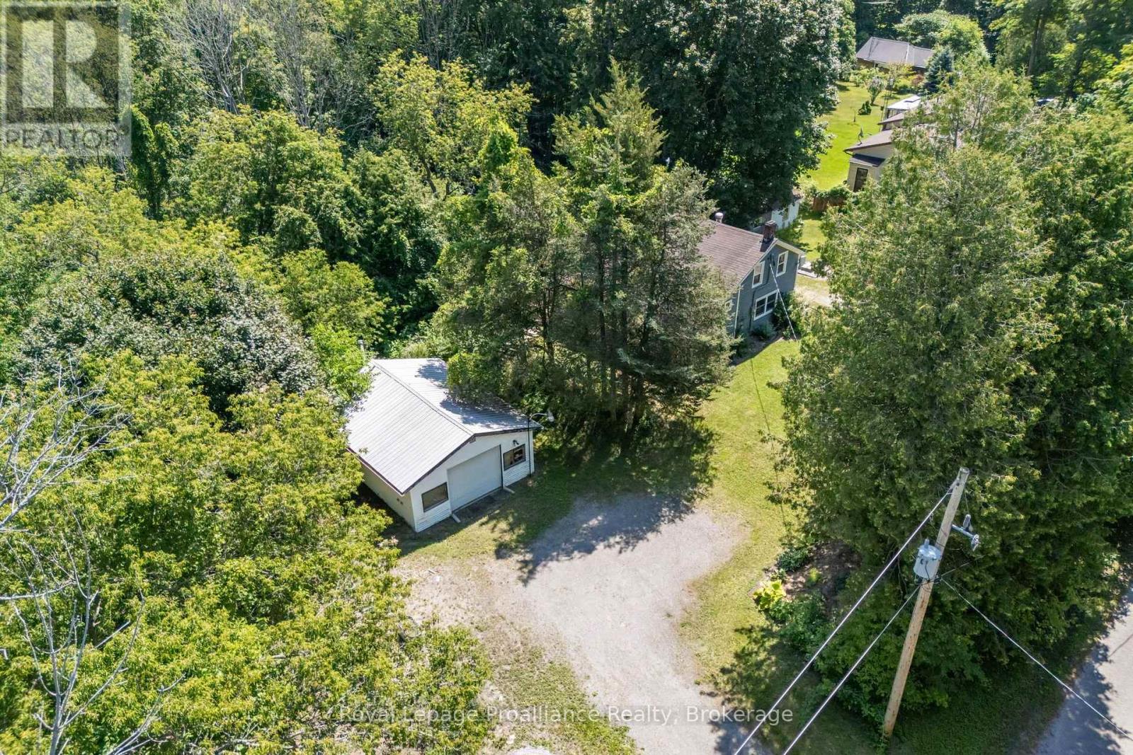 211 ALEXANDER ROAD - 40