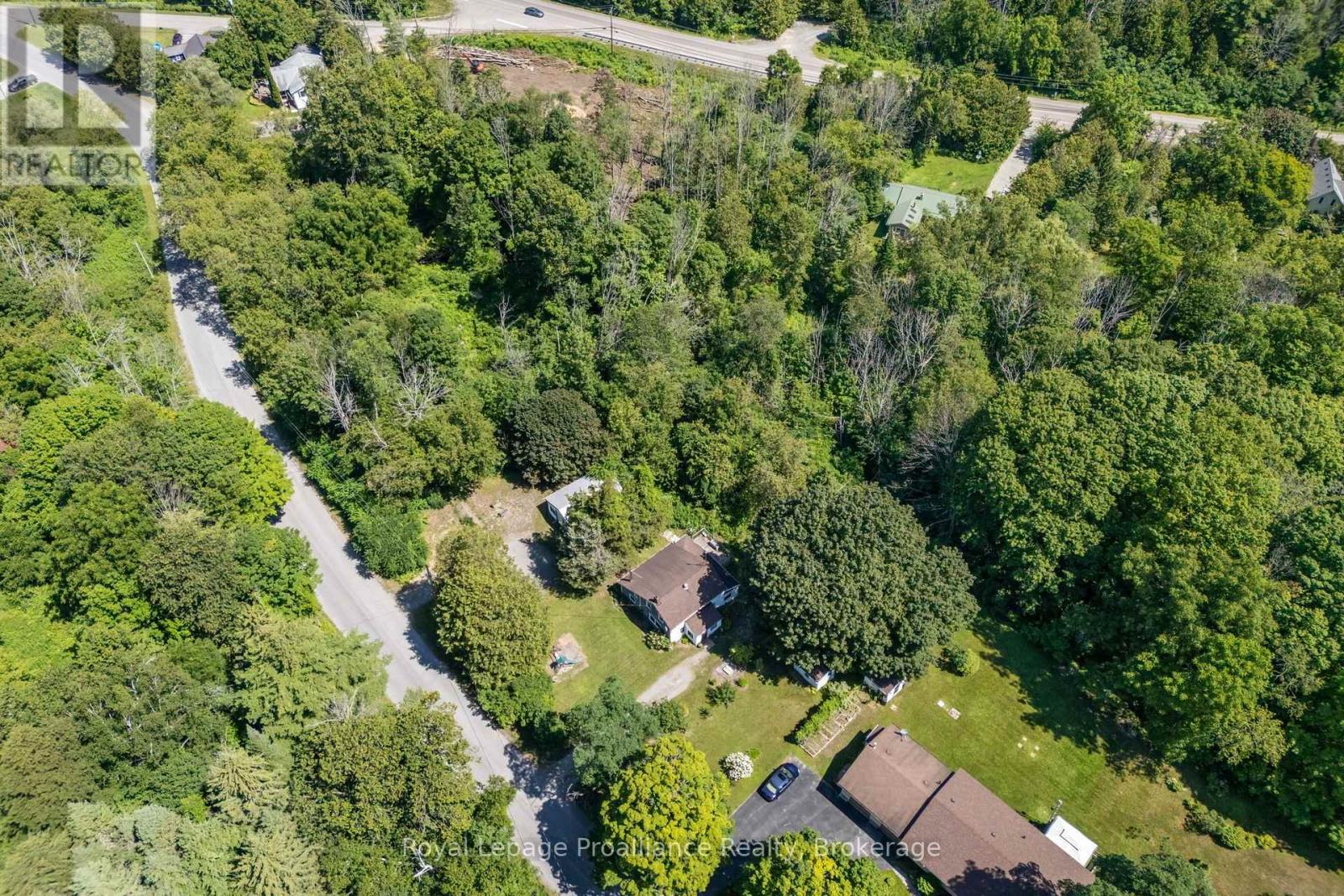 211 ALEXANDER ROAD - 41