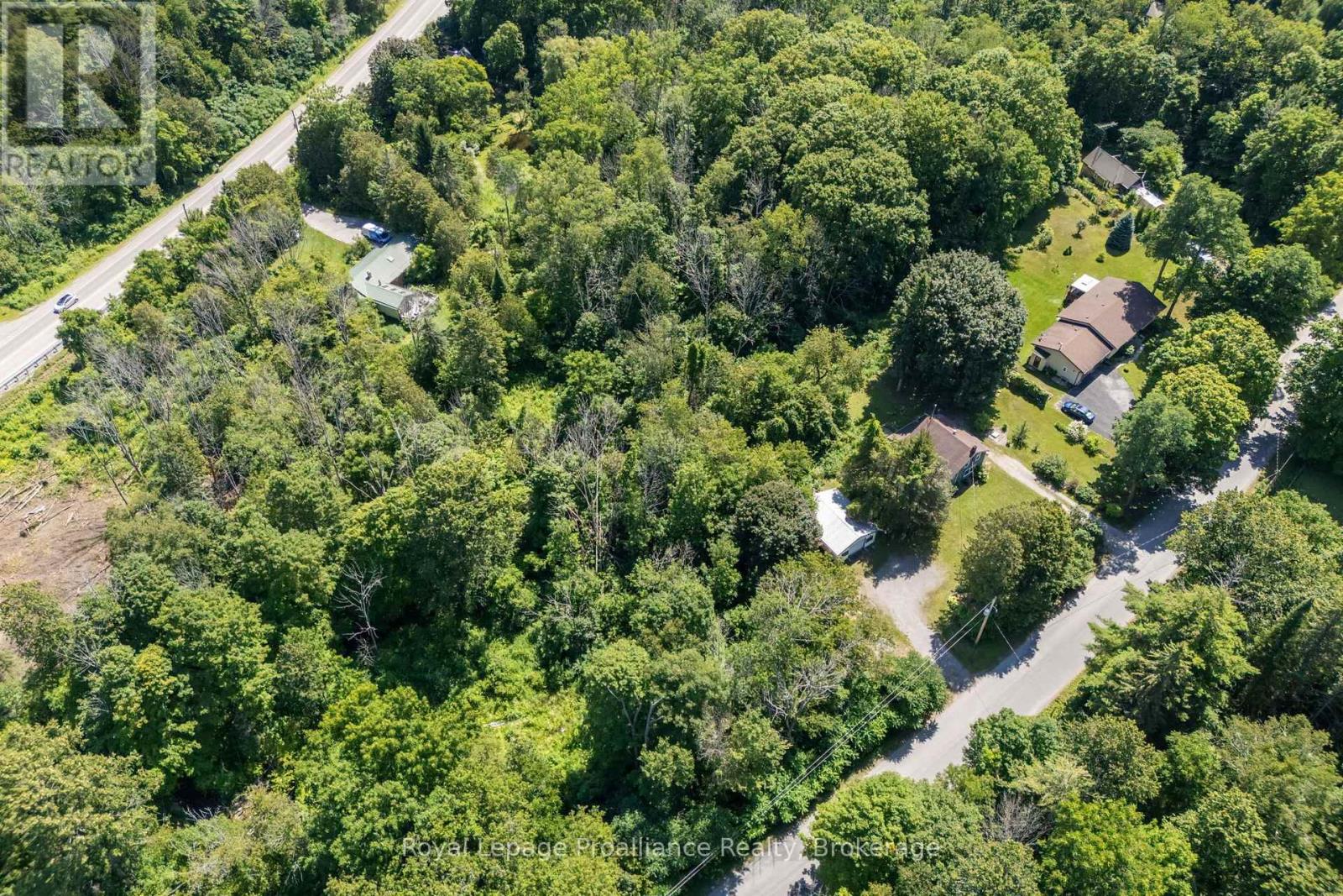 211 ALEXANDER ROAD - 42
