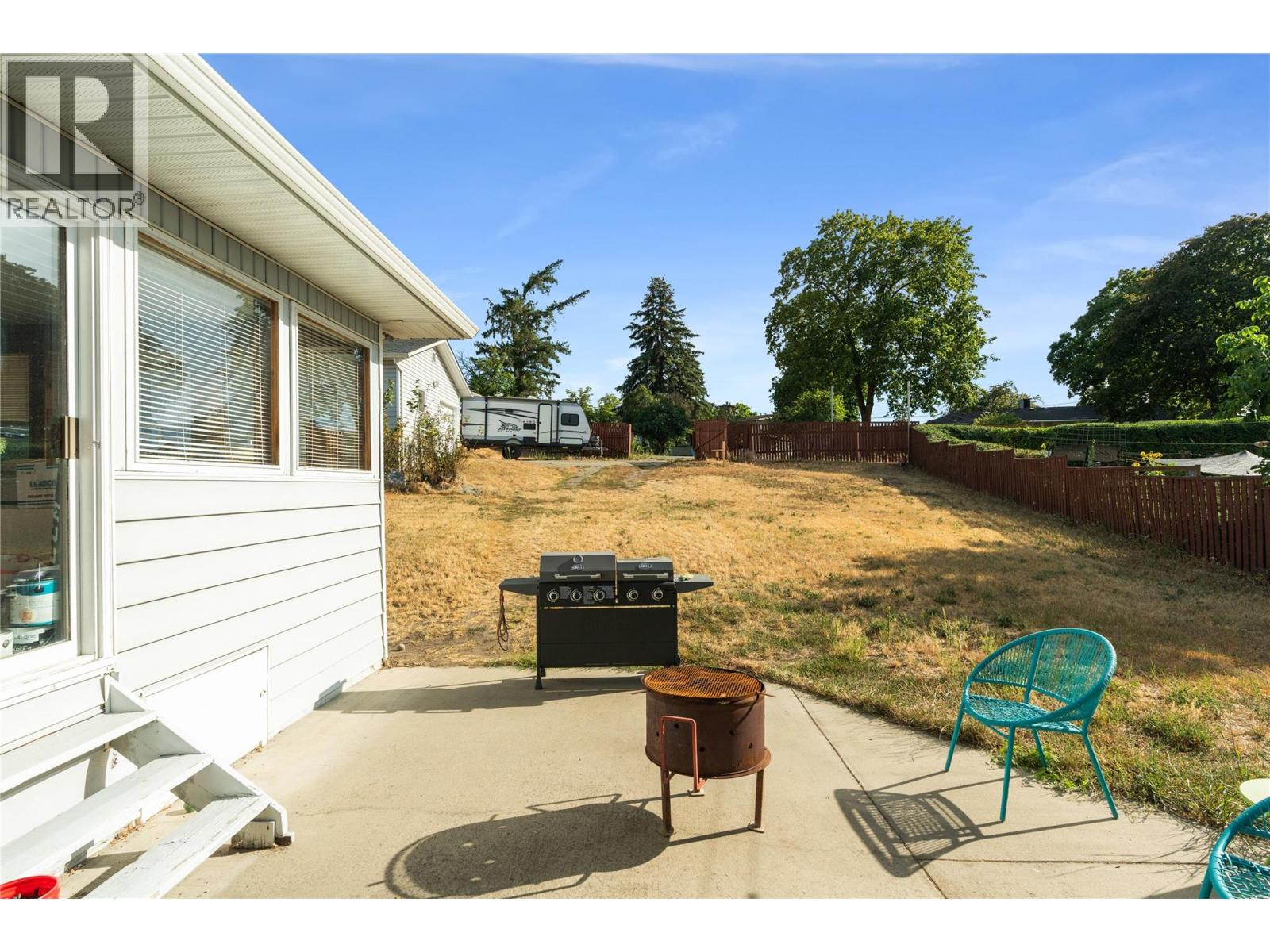 2004 29th Crescent - Image 7