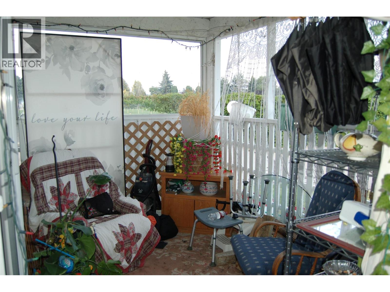 #2 11110 Quinpool Road - 16