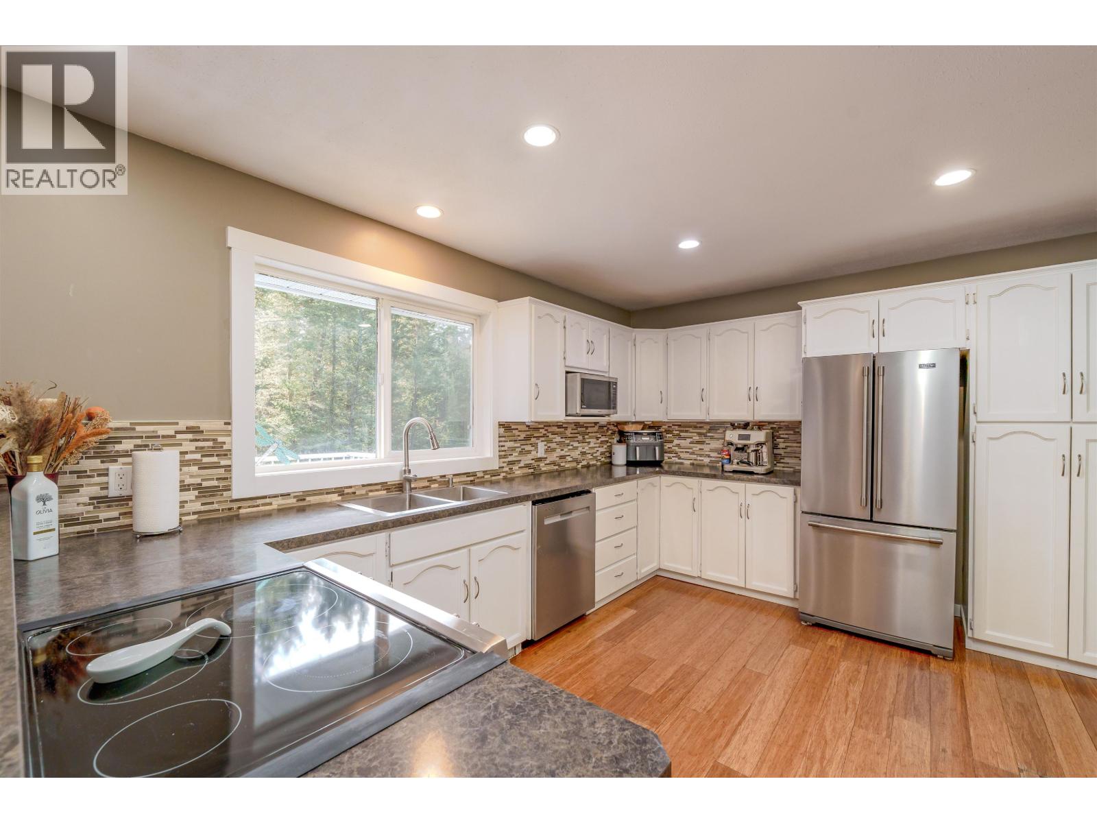 5423 KITSUM COURT, 108 Mile Ranch